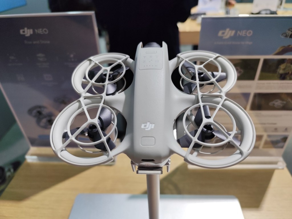 Hands On Review DJI Neo: Drone Ramah Pemula yang Mudah dan Seru Buat&nbsp;Digunakan